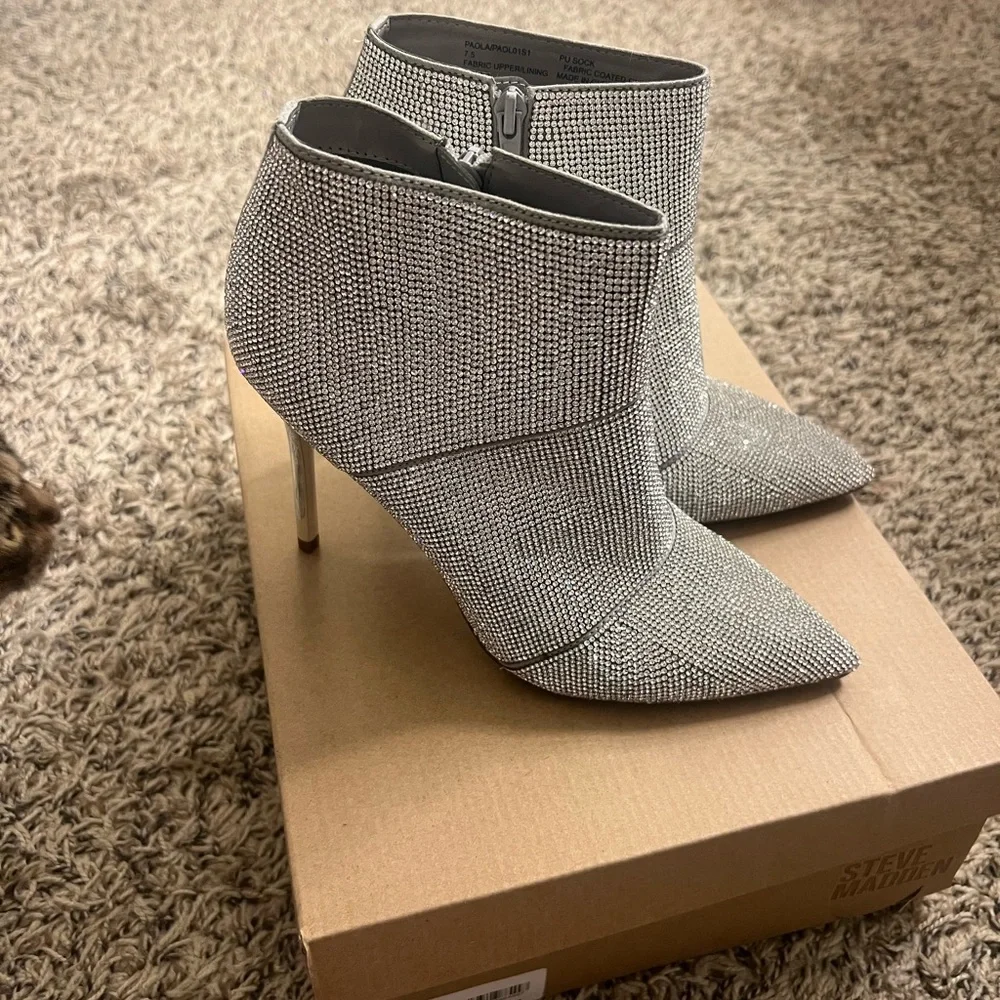 steve madden paola rhinestone bootie